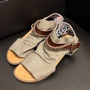 Blowfish Malibu Zip-up Sandals